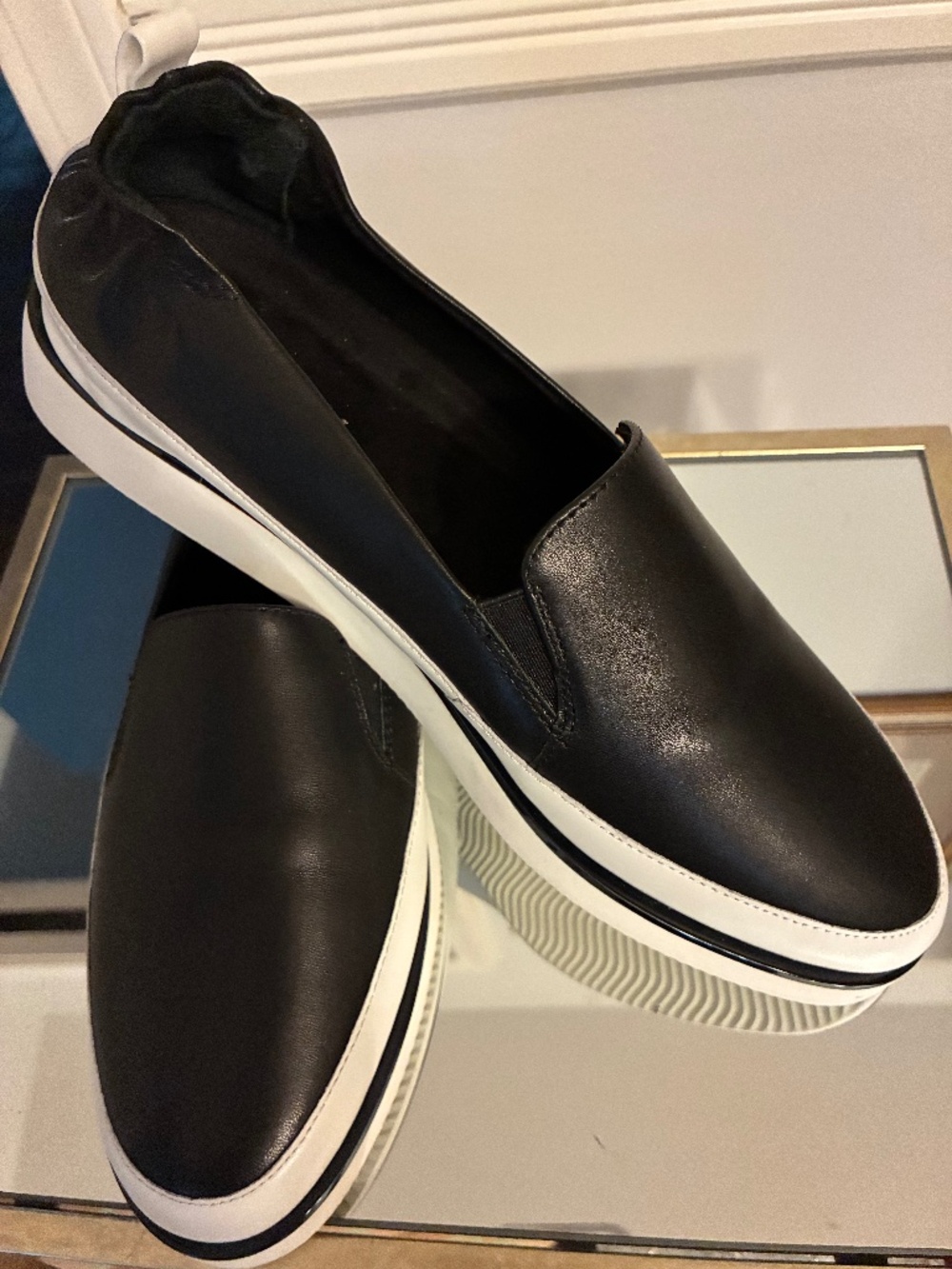 Vaneli Sports Quin slip-on Sneakers in Black and White 7.5M